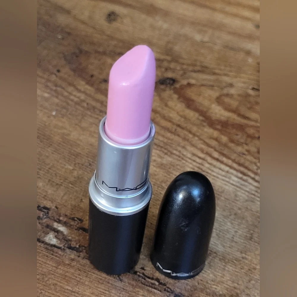 MAC Cosmetics beautiful color